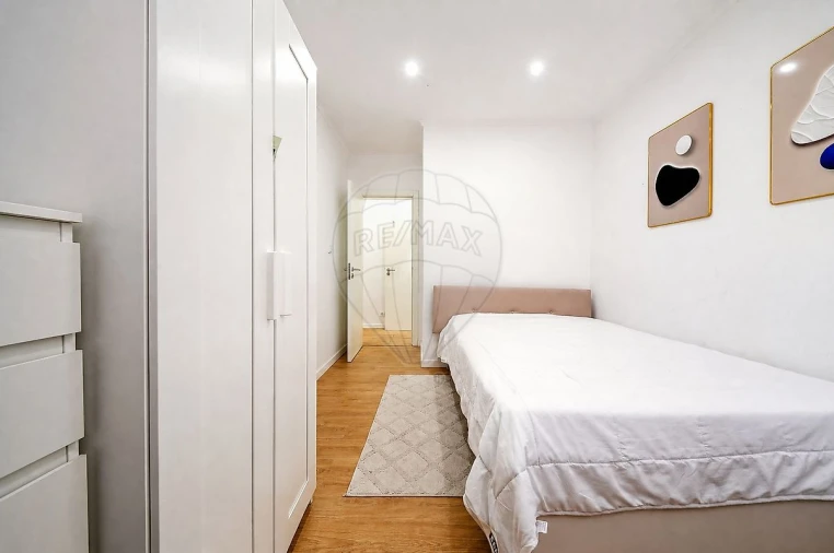 Apartamento T3 para Venda em Odivelas Foto 11