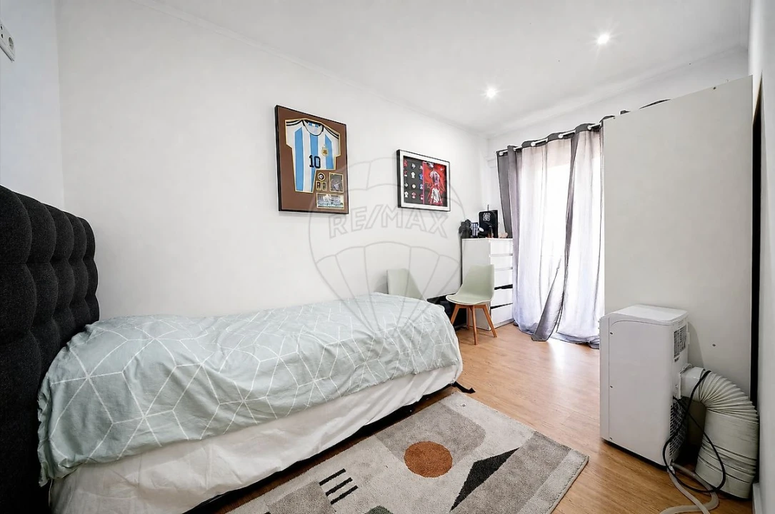 Apartamento T3 para Venda em Odivelas Foto 4