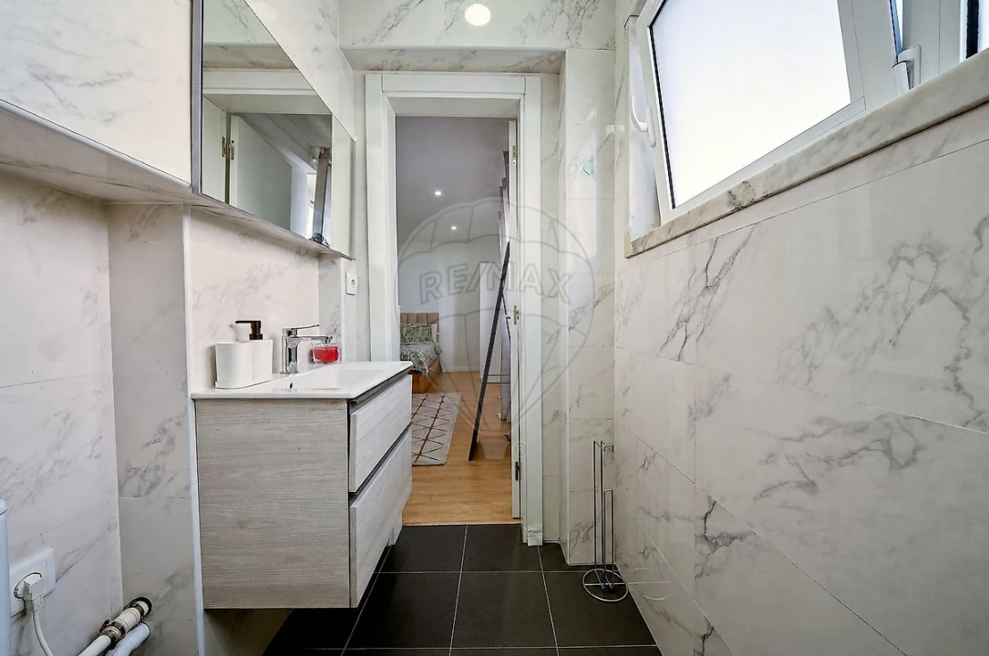 Apartamento T3 para Venda em Odivelas Foto 22