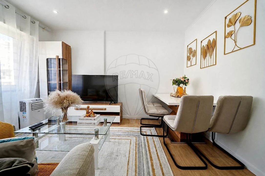 Apartamento T3 para Venda em Odivelas Foto 5