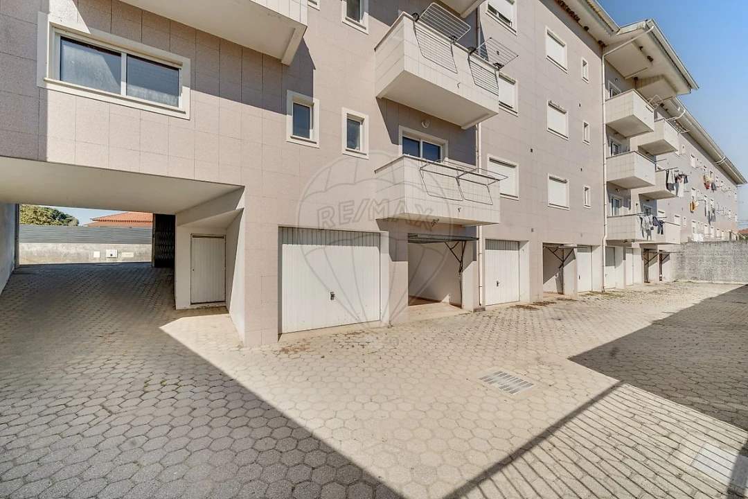 Apartamento T2 para Venda em Oiã Foto 18