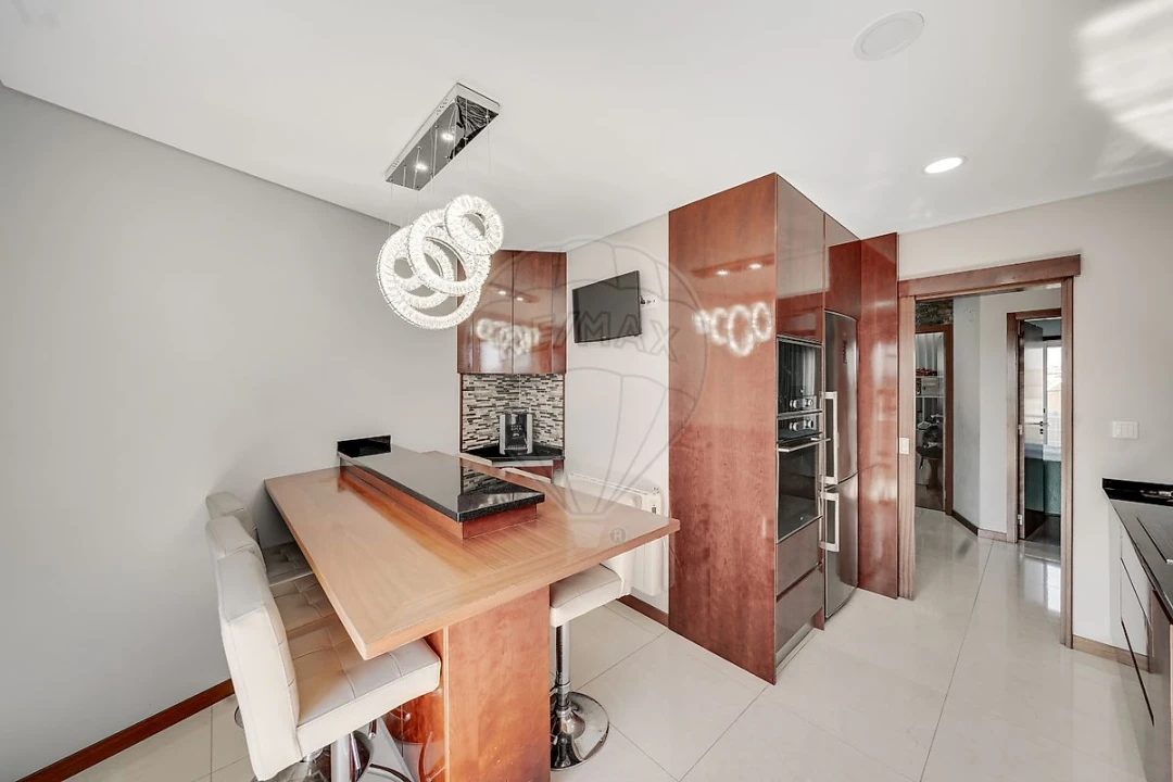Apartamento T2 para Venda em Oiã Foto 3
