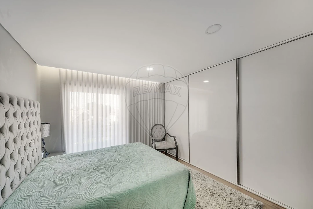 Apartamento T2 para Venda em Oiã Foto 6