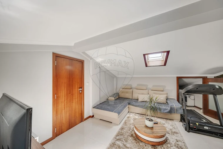 Apartamento T2 para Venda em Oiã Foto 13