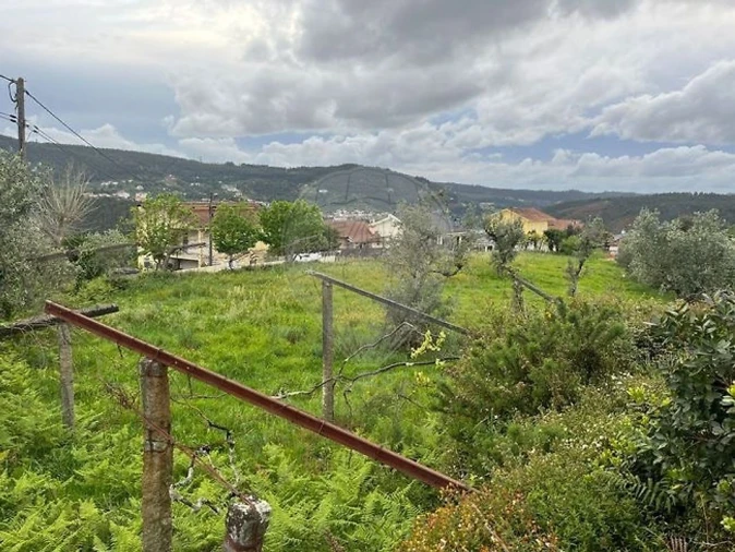 Moradia T3 para Venda em Rio Mau Foto 5