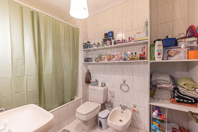 Apartamento T1 para Venda em Santa Marinha e São Pedro da Afurada