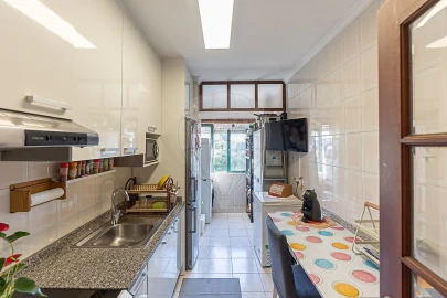 Apartamento T1 para Venda em Santa Marinha e São Pedro da Afurada