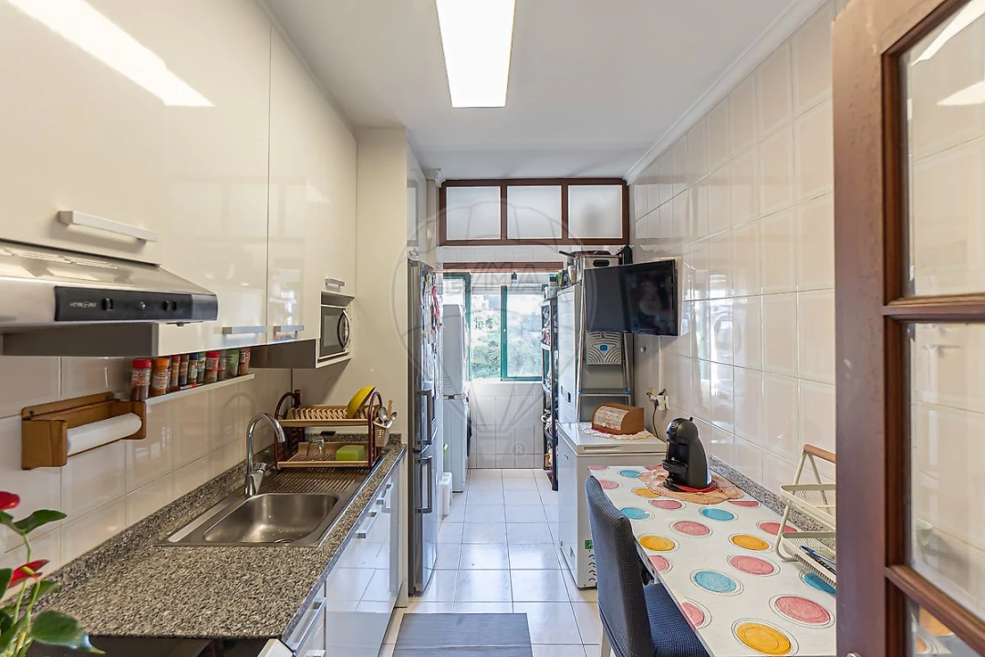Apartamento T1 para Venda em Santa Marinha e São Pedro da Afurada Foto 11