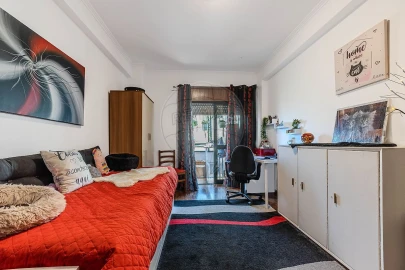 Apartamento T3 para Venda em Castanheira do Ribatejo e Cachoeiras