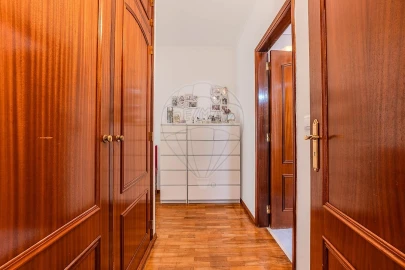 Apartamento T3 para Venda em Castanheira do Ribatejo e Cachoeiras