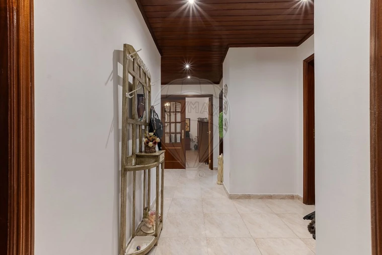 Apartamento T3 para Venda em Castanheira do Ribatejo e Cachoeiras Foto 12