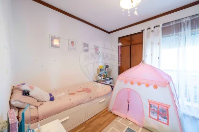 Apartamento T3 para Venda em Póvoa de Santa Iria e Forte da Casa