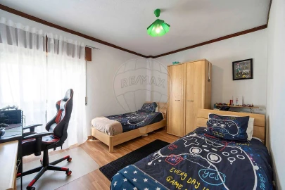 Apartamento T3 para Venda em Póvoa de Santa Iria e Forte da Casa