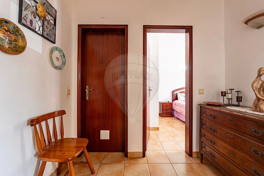 Apartamento T1 para Venda em Aljezur Foto 17