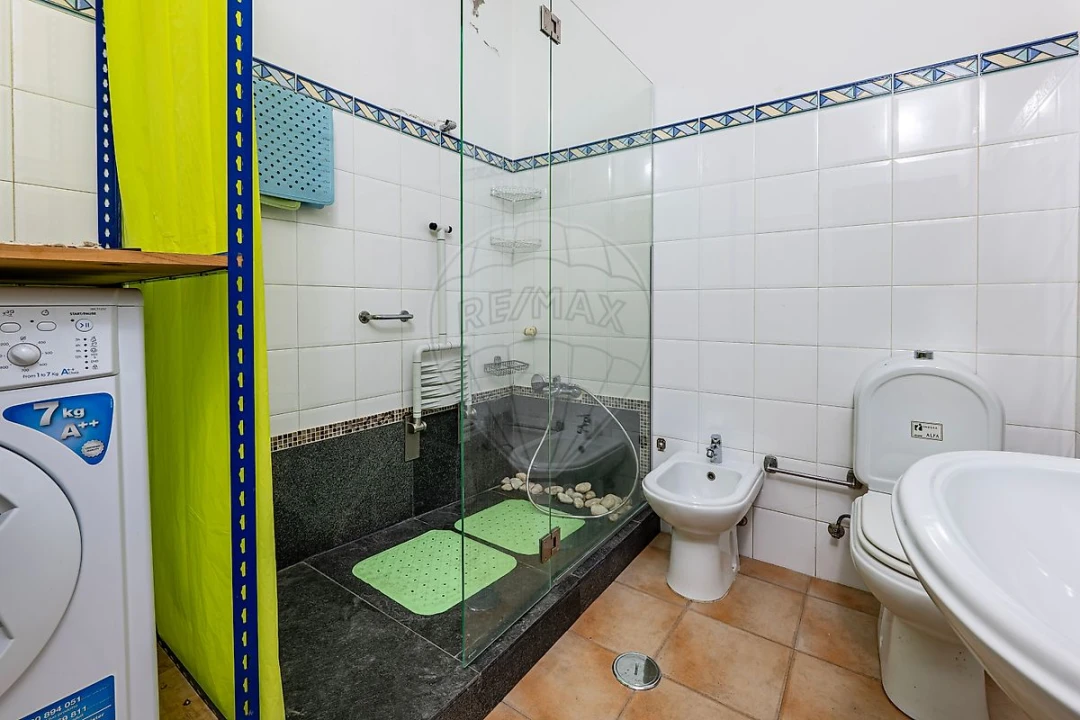 Apartamento T1 para Venda em Aljezur Foto 7