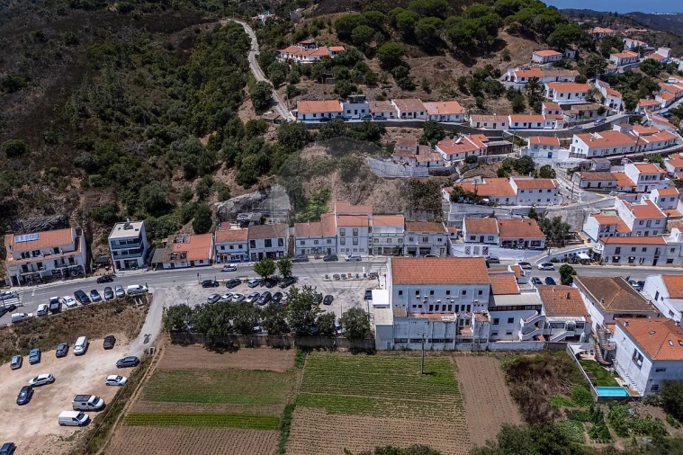Apartamento T1 para Venda em Aljezur Foto 48