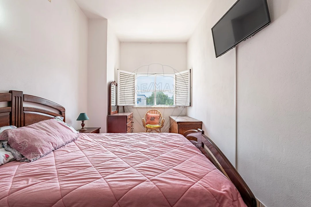 Apartamento T1 para Venda em Aljezur Foto 19