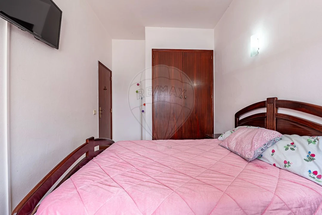 Apartamento T3 para Venda em Aljezur Foto 9