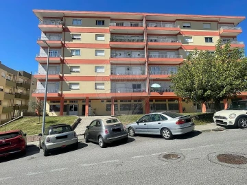 Apartamento T3 para Arrendamento em Santa Maria da Feira, Travanca, Sanfins e Espargo