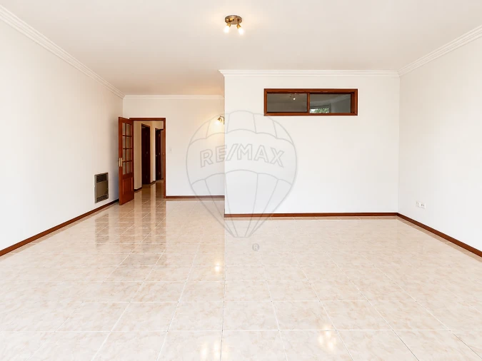 Apartamento T3 para Arrendamento em Santa Maria da Feira, Travanca, Sanfins e Espargo Foto 10