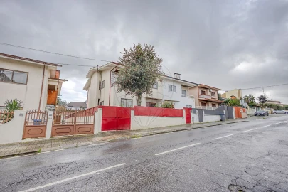 Moradia T4 para Venda em Cidade da Maia