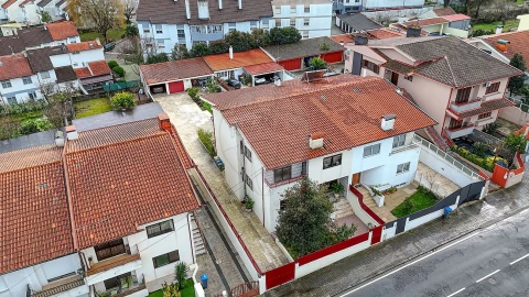 Moradia T4 para Venda em Cidade da Maia
