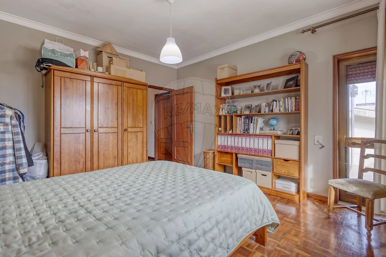 Moradia T4 para Venda em Cidade da Maia Foto 43