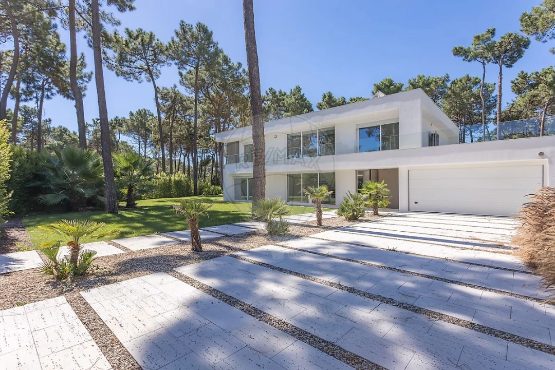 Moradia T5 para Venda em Charneca de Caparica e Sobreda Foto 43