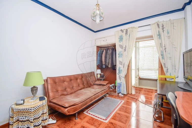 Apartamento T2 para Venda em Rio de Mouro Foto 20