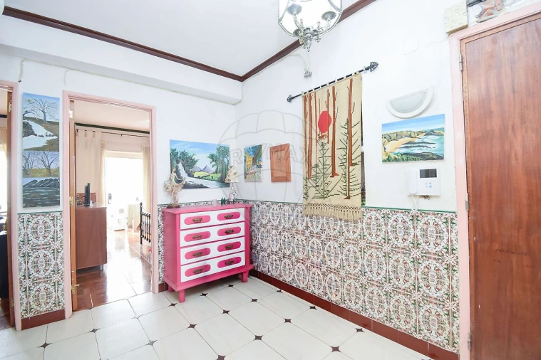Apartamento T2 para Venda em Rio de Mouro Foto 16