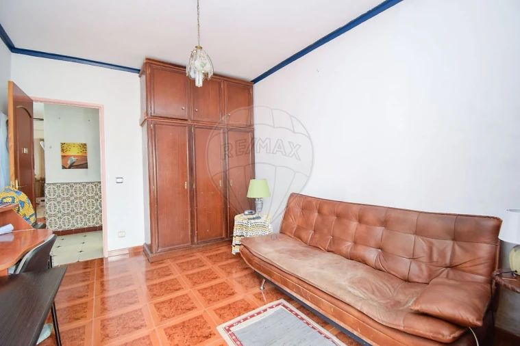 Apartamento T2 para Venda em Rio de Mouro Foto 18