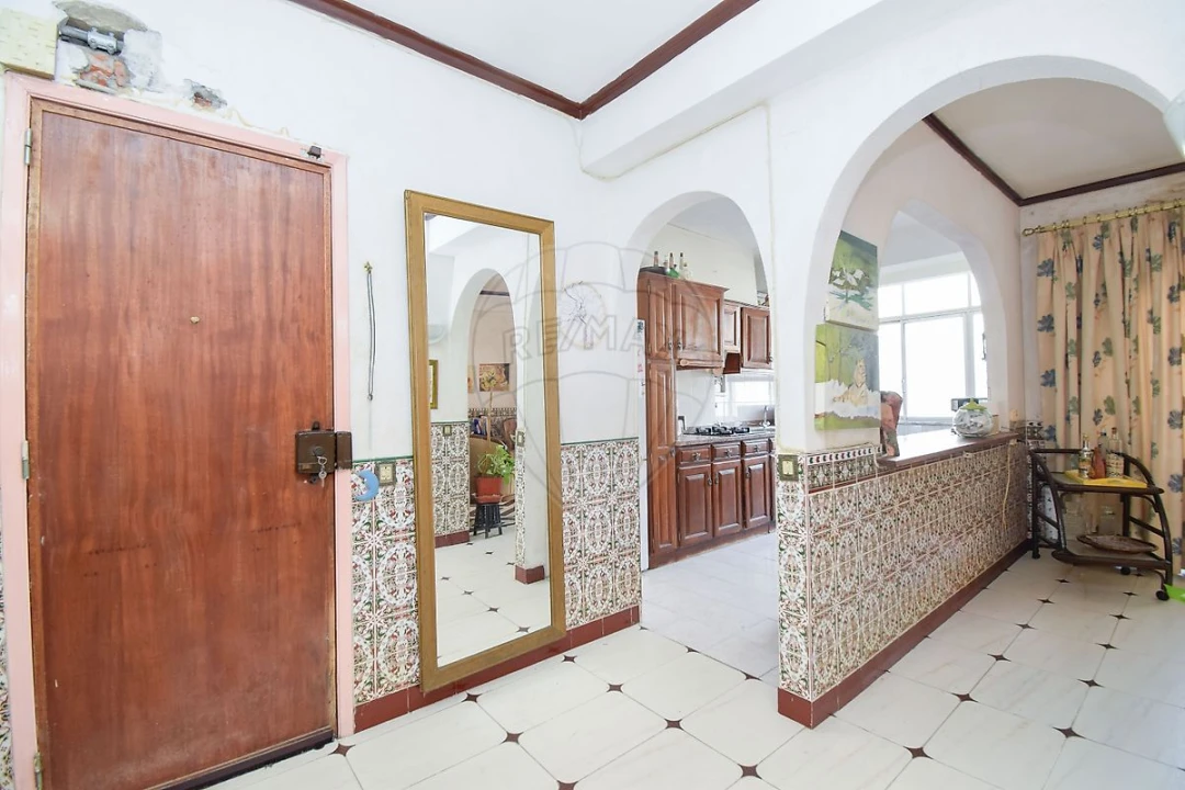 Apartamento T2 para Venda em Rio de Mouro Foto 15