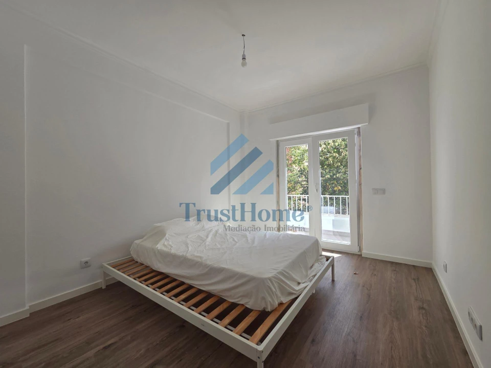 Apartamento T2 para Venda em Cacém e São Marcos Foto 16