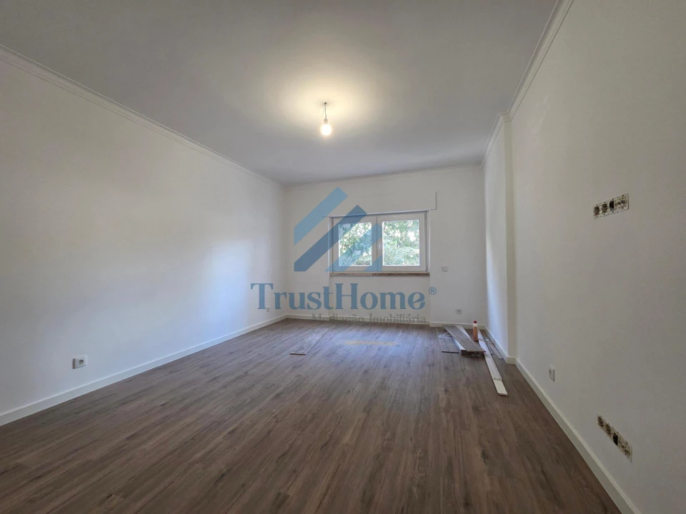 Apartamento T2 para Venda em Cacém e São Marcos Foto 4