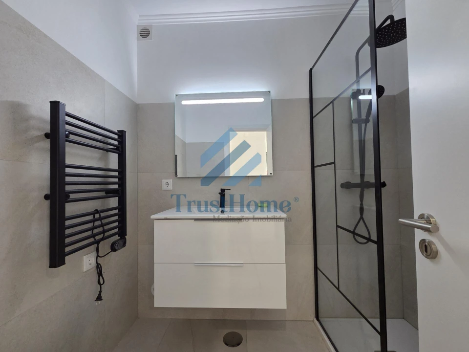 Apartamento T2 para Venda em Cacém e São Marcos Foto 7