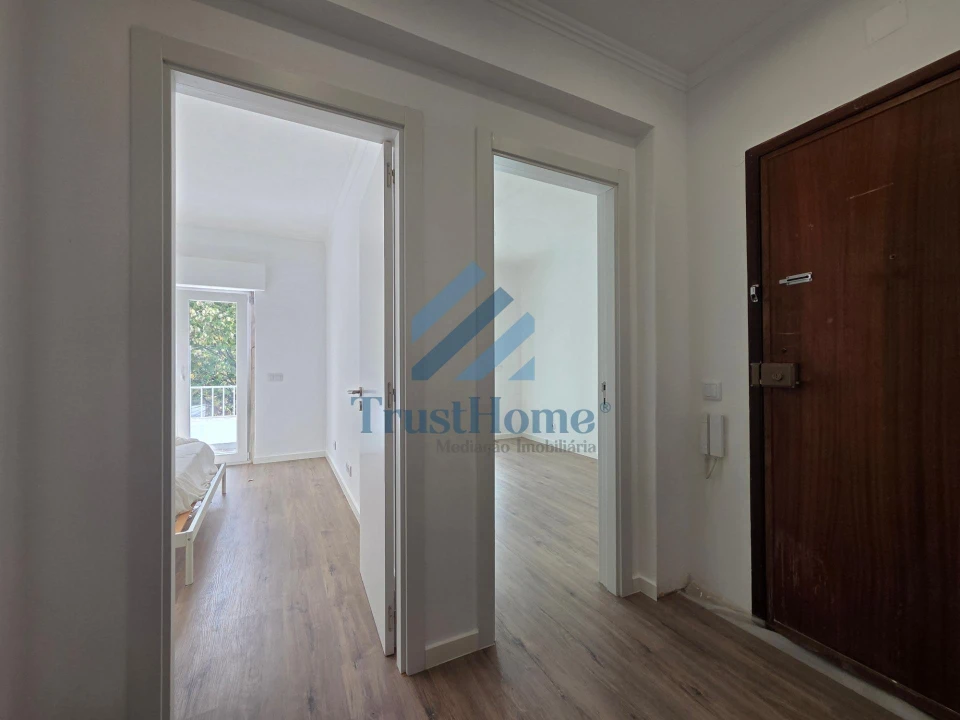 Apartamento T2 para Venda em Cacém e São Marcos Foto 8