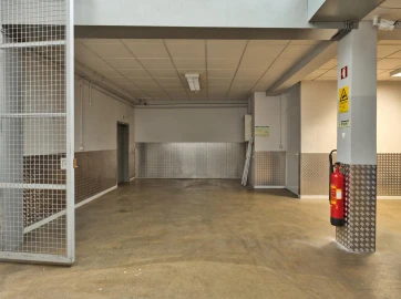 Negócio para Venda em Alvalade