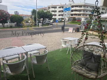 Negócio para Arrendamento em Albufeira e Olhos de Água