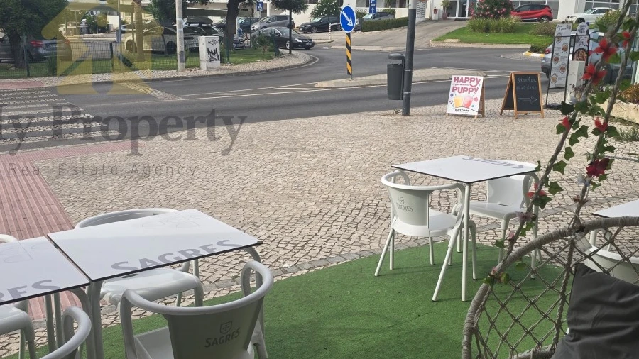 Negócio para Cedência de Quotas em Albufeira e Olhos de Água
