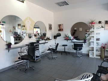 Negócio para Arrendamento em Albufeira e Olhos de Água
