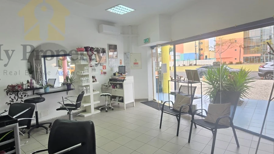 Negócio para Arrendamento em Albufeira e Olhos de Água