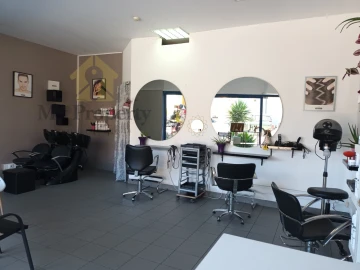 Negócio para Cedência de Quotas em Albufeira e Olhos de Água
