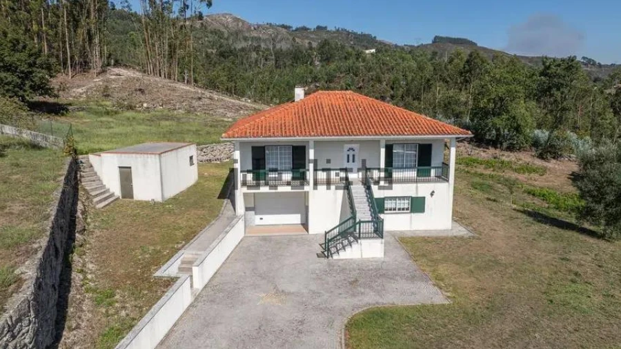 Moradia T3 para Venda em Travassos