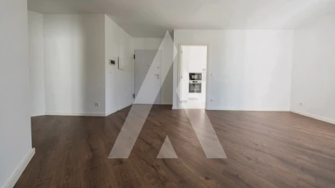 Apartamento T2 para Venda em Santo Antonio dos Olivais