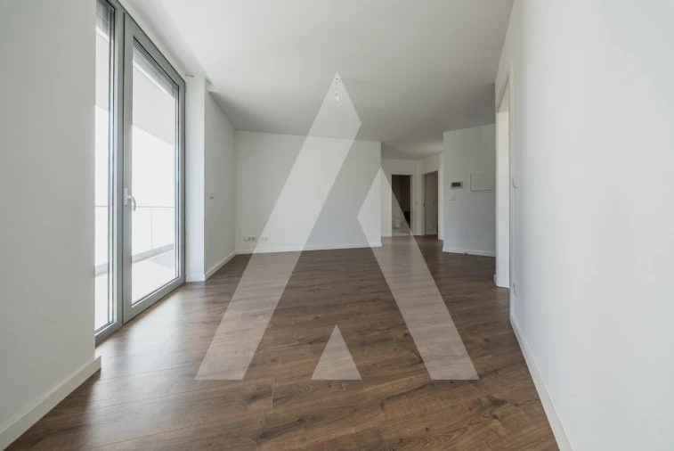 Apartamento T2 para Venda em Santo Antonio dos Olivais Foto 8