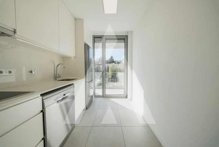 Apartamento T2 para Venda em Santo Antonio dos Olivais Foto 9