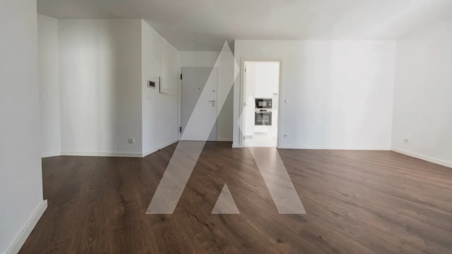 Apartamento T2 para Venda em Santo Antonio dos Olivais Foto 5