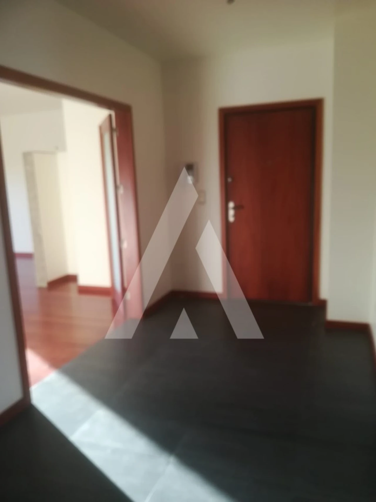 Apartamento T2 para Arrendamento em Darque Foto 7