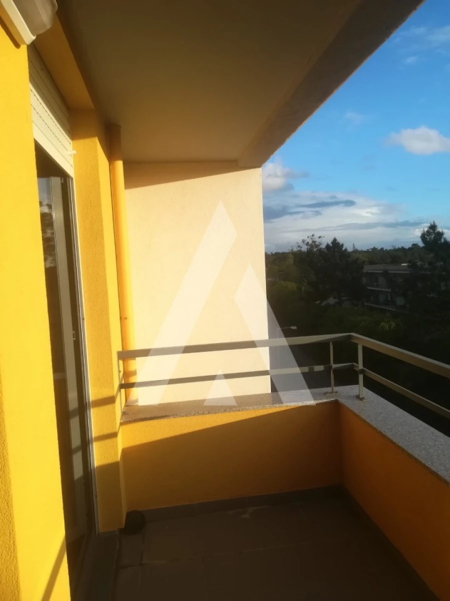 Apartamento T2 para Arrendamento em Darque Foto 2