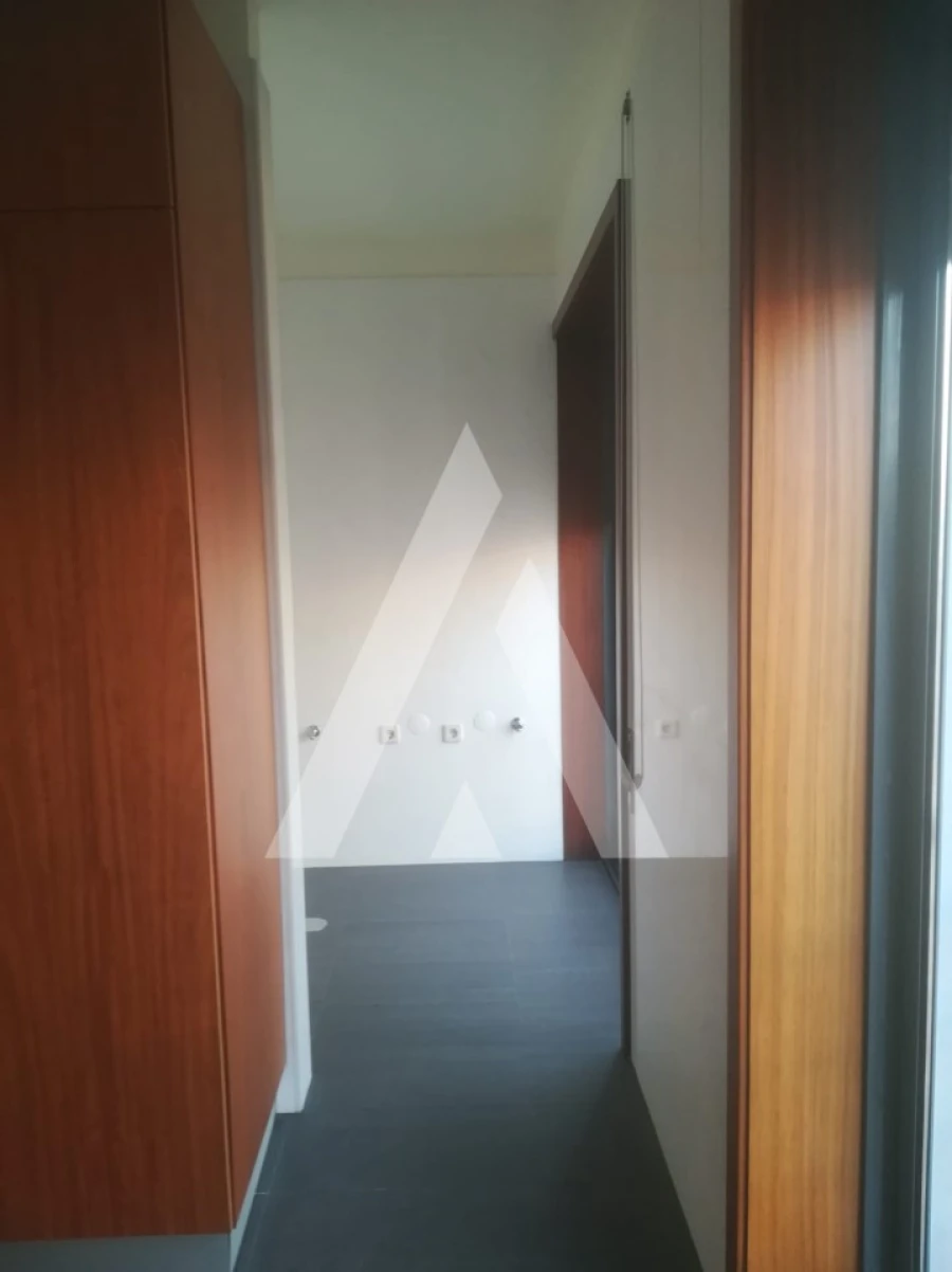 Apartamento T2 para Arrendamento em Darque Foto 15